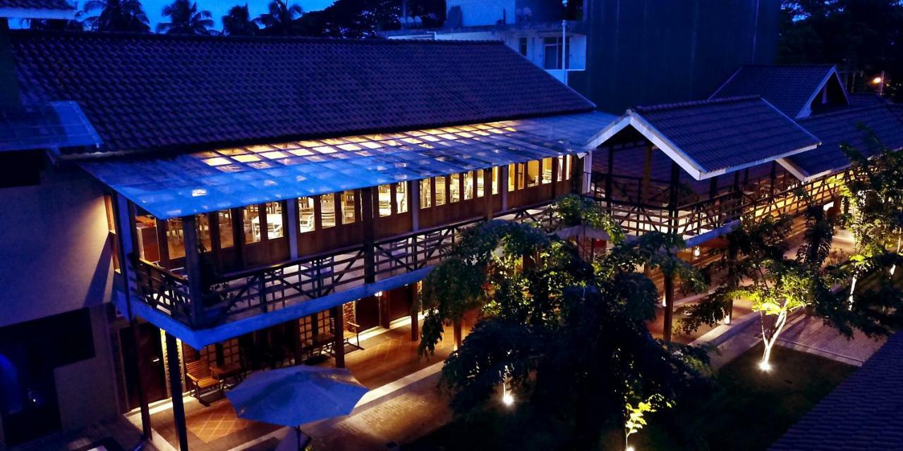 Olinia Airport Hotel Katunayaka Eksteriør bilde